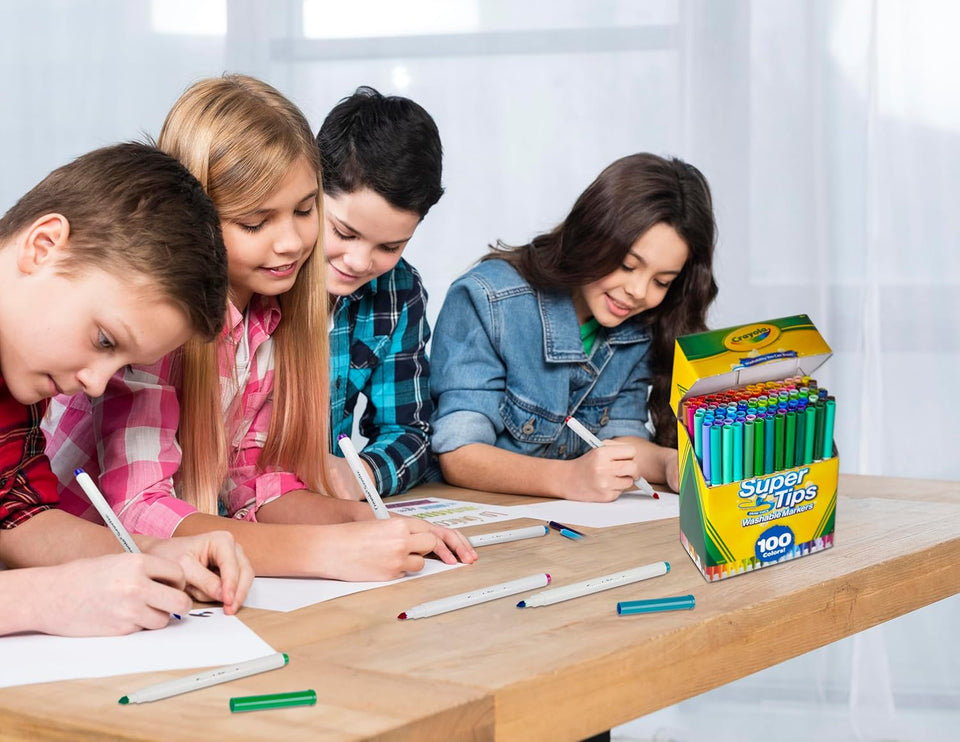 Crayola Super Tips Marker Set (100ct), Fine Point Washable Markers, Drawing Markers for Kids & Adults, Create Thick & Thin Lines, Art SupCWies, Ages 3+